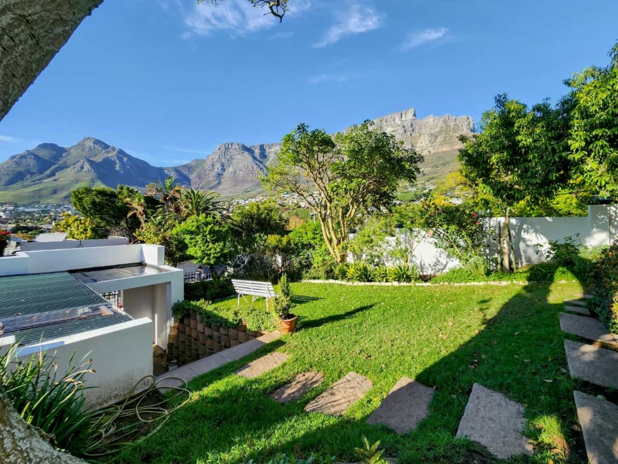 To Let 4 Bedroom Property for Rent in Gardens Western Cape